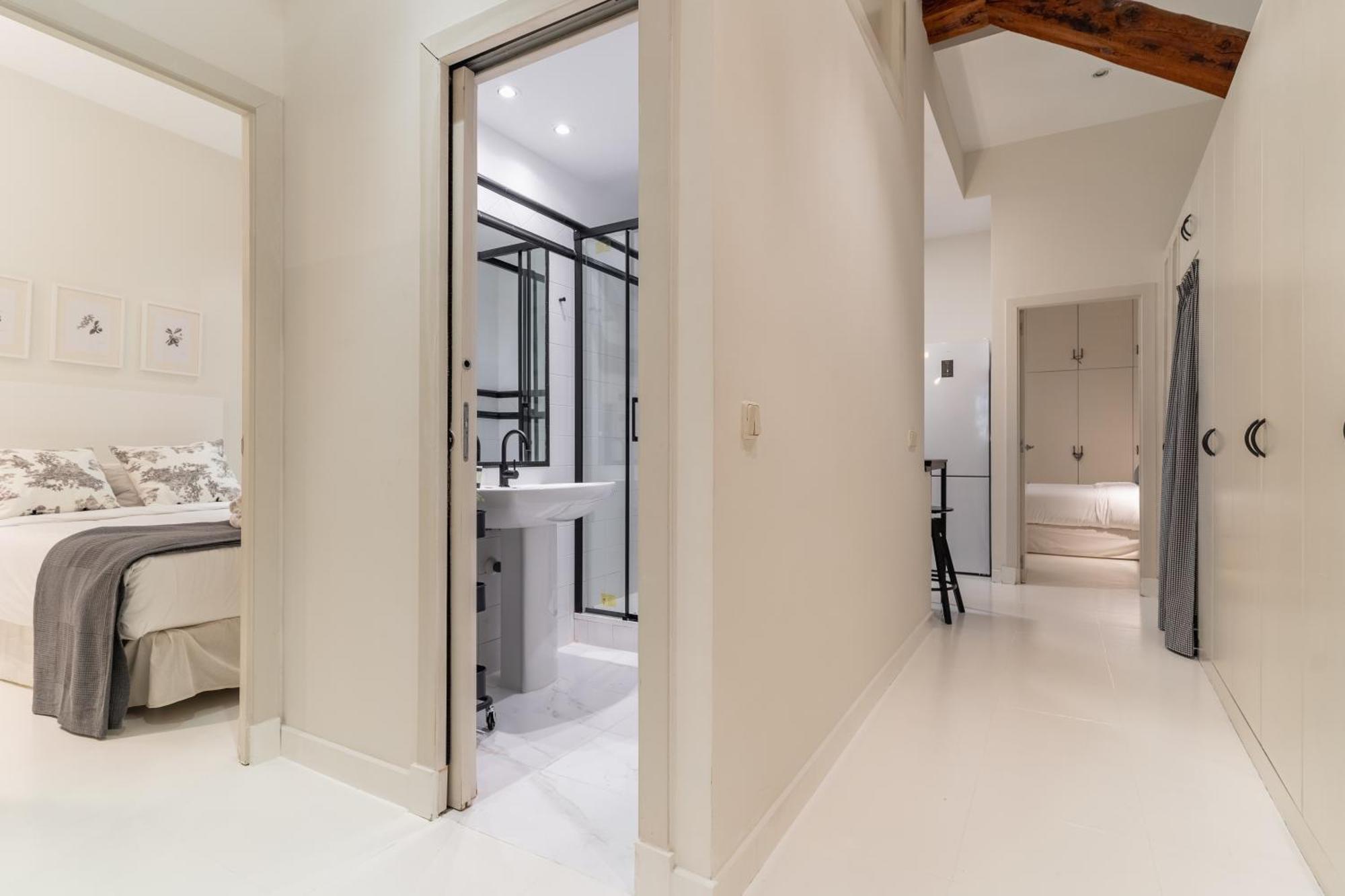 Spacious Modern-3Bedrooms 2Bathrooms-Plaza Mayor Madrid Eksteriør bilde