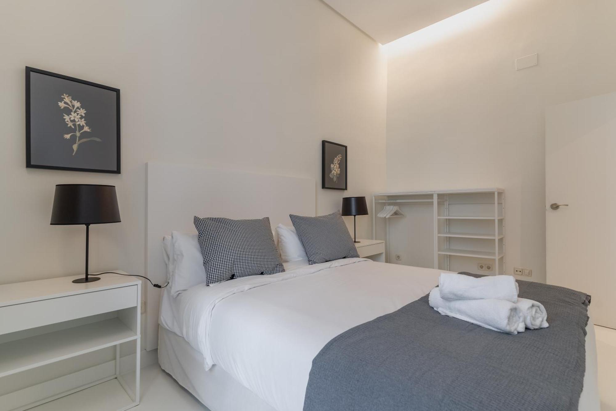 Spacious Modern-3Bedrooms 2Bathrooms-Plaza Mayor Madrid Eksteriør bilde